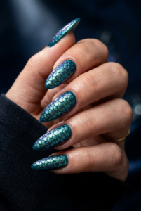 iridescent-chrome-mermaid-scale-nail-art