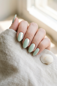 seafoam-green-pearl-chrome-nails (1)